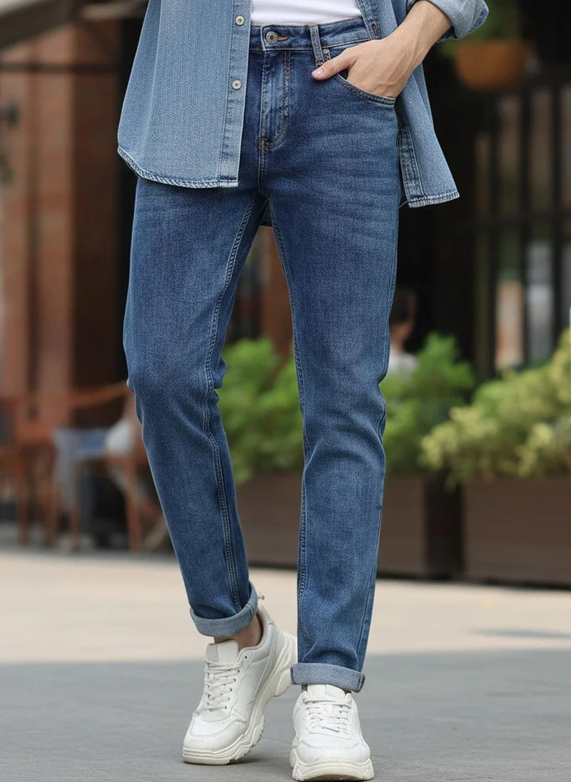 Urbano Fashion Men's Blue Slim Fit Washed Jeans Stretchable